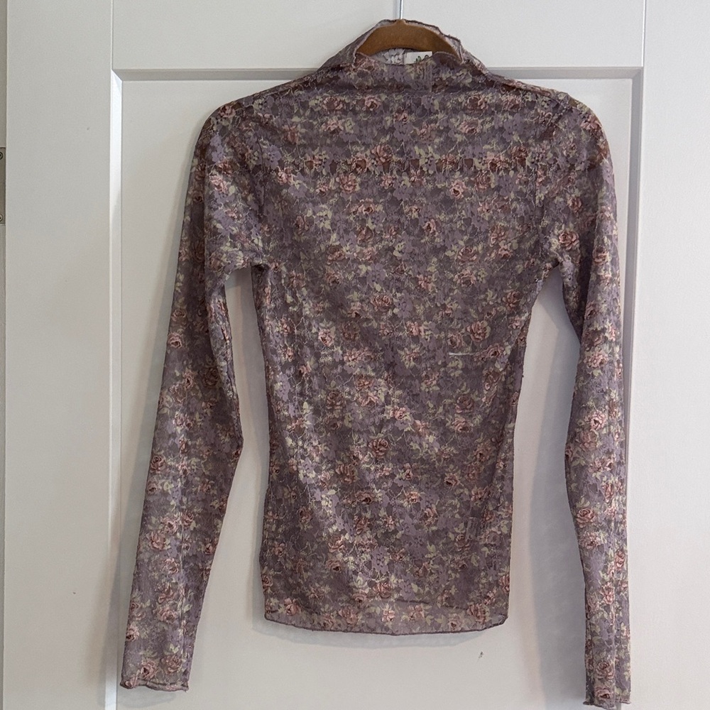 Elegant Floral Long Sleeve Lace Top